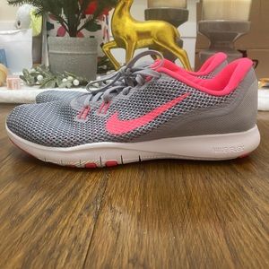 NIKE FLEX TRAINERS